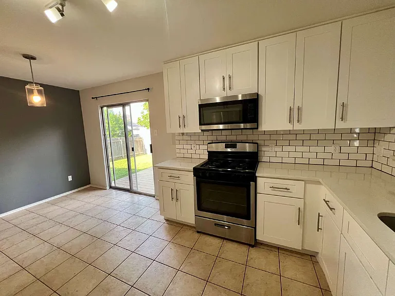 20805 Jumpers Delight Ln — Photo 14