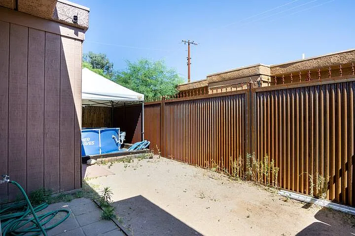 1111 N Camilla Blvd #1 — Photo 24