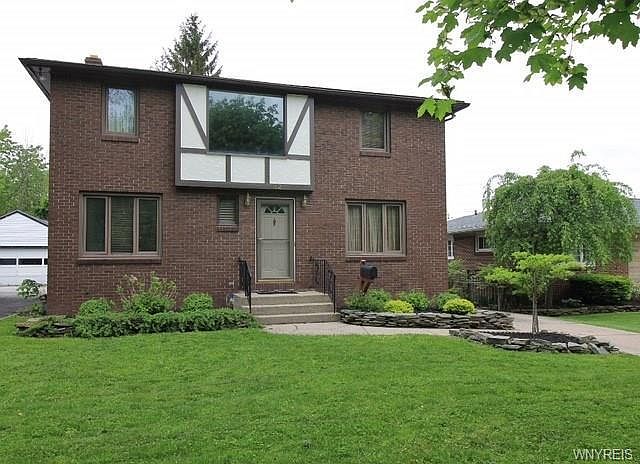 1st image of 82 Garden Ct