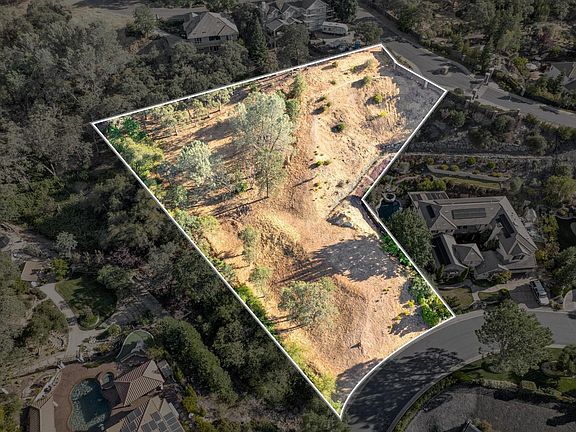 5th image of 6041 Toscana Loop