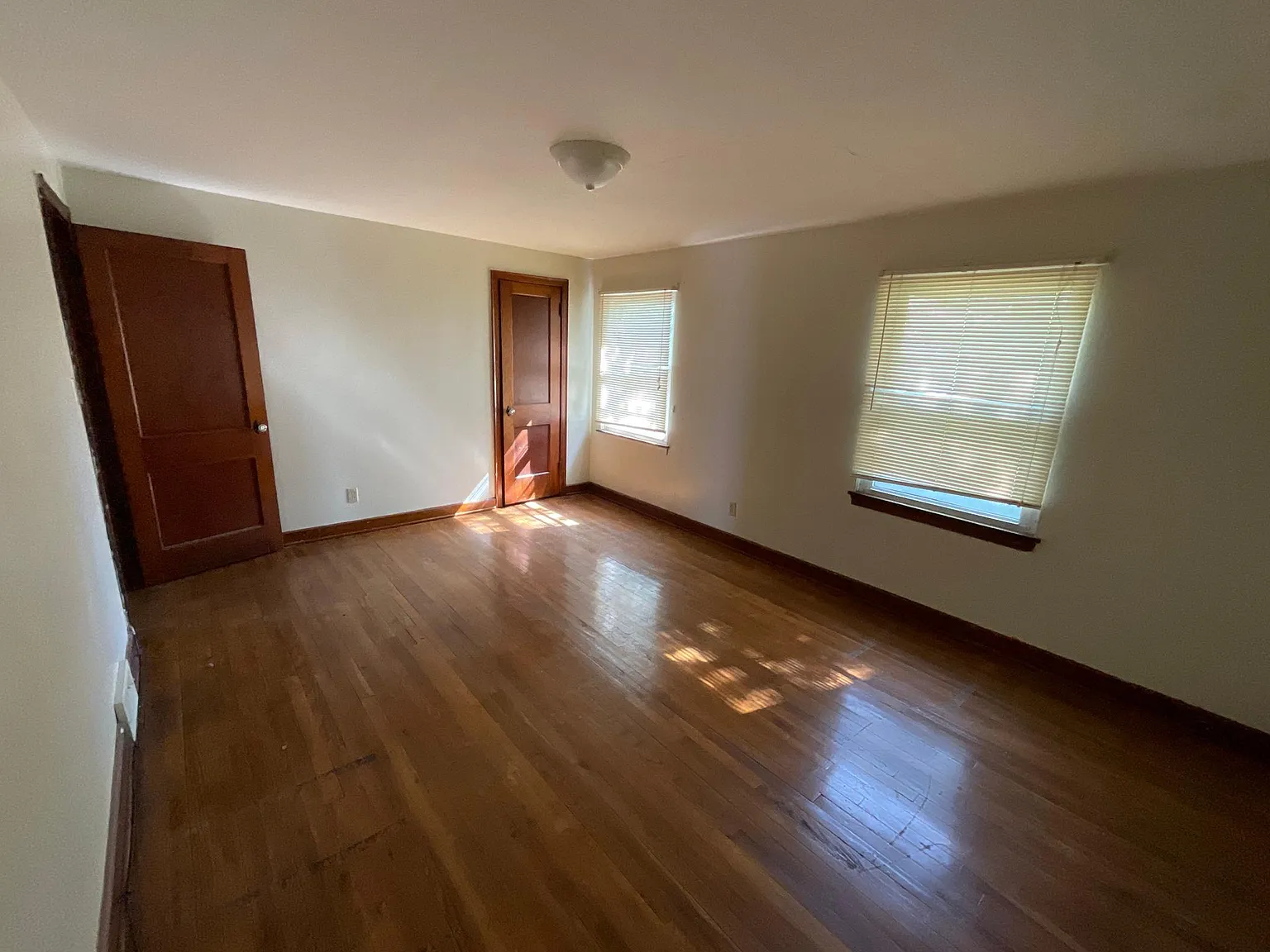2 bed, $850 — Photo 4