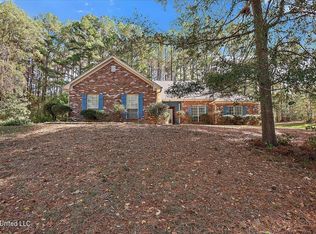 214 Blackbridge Dr, Brandon, MS 39042