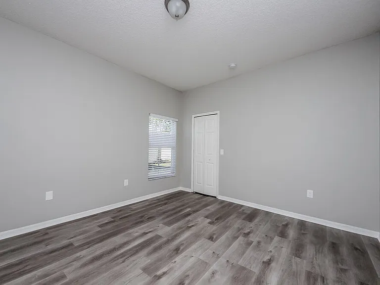 104 Bridgeport Way — Photo 12