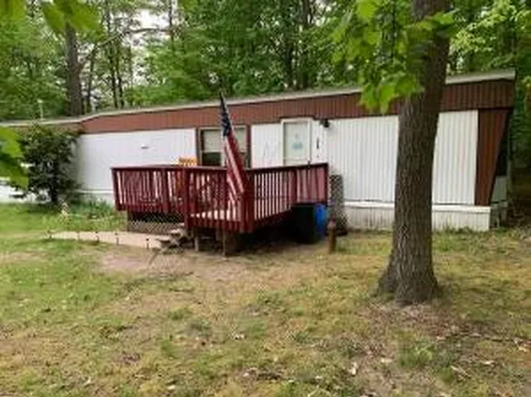 434 Trillium Trl, Gaylord, MI 49735