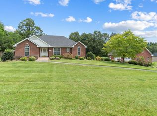 3851 Springdale Ln, Cunningham, TN 37052