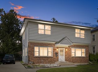 2520 Dora St, Franklin Park, IL