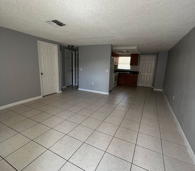 1st image of 5716 Golden Nugget Dr