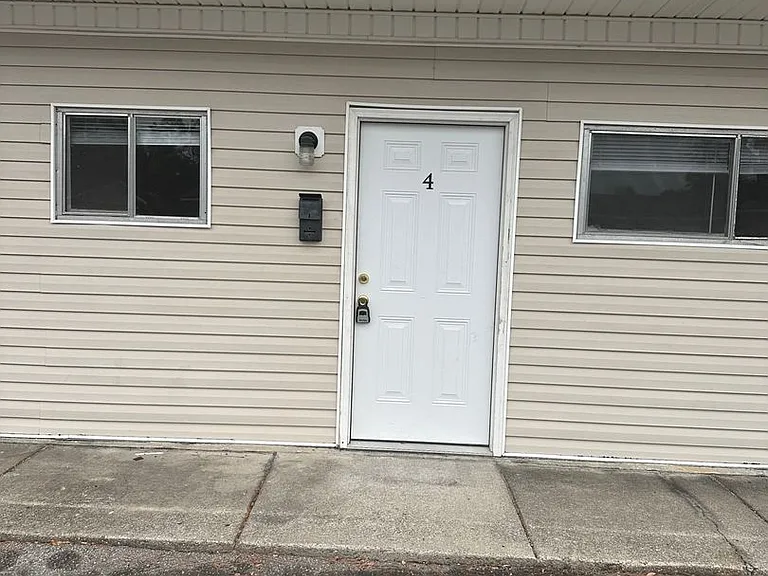 128 Gause St — Photo 1