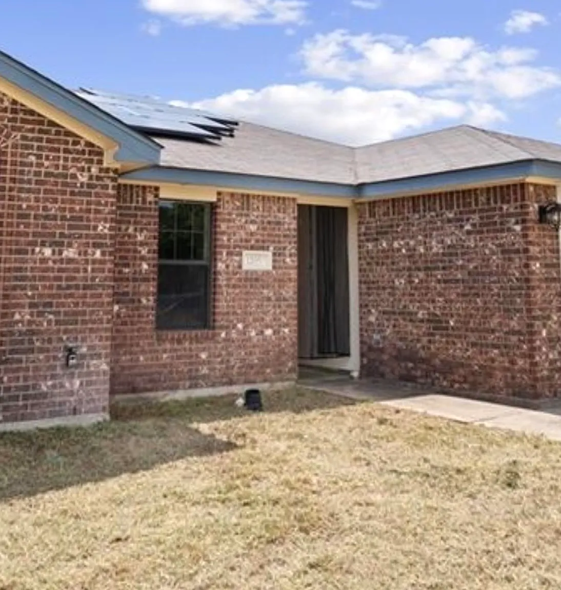 4 bed, 1528 sqft, $1,550 — Photo 2