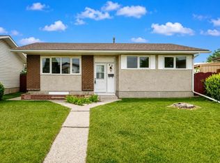 42 Rundlelawn Close NE, Calgary, AB T1Y 3J3