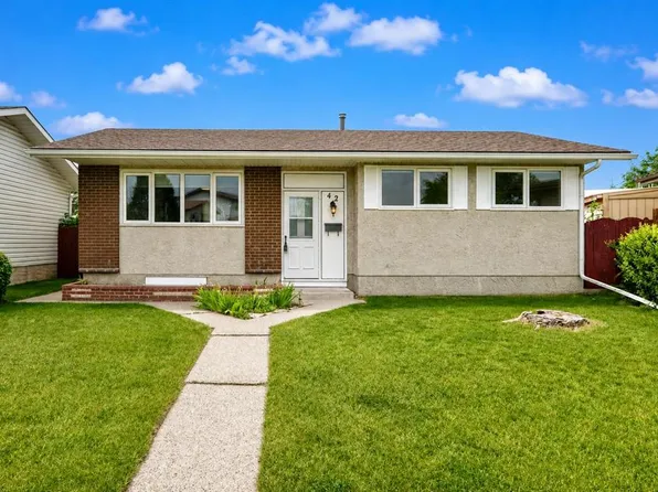 42 Rundlelawn Close NE, Calgary, AB T1Y 3J3