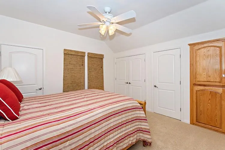 1141 Aleutian Dr — Photo 5