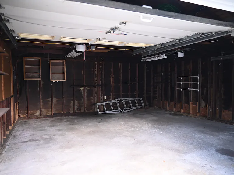 105 Daniel Dr — Photo 3