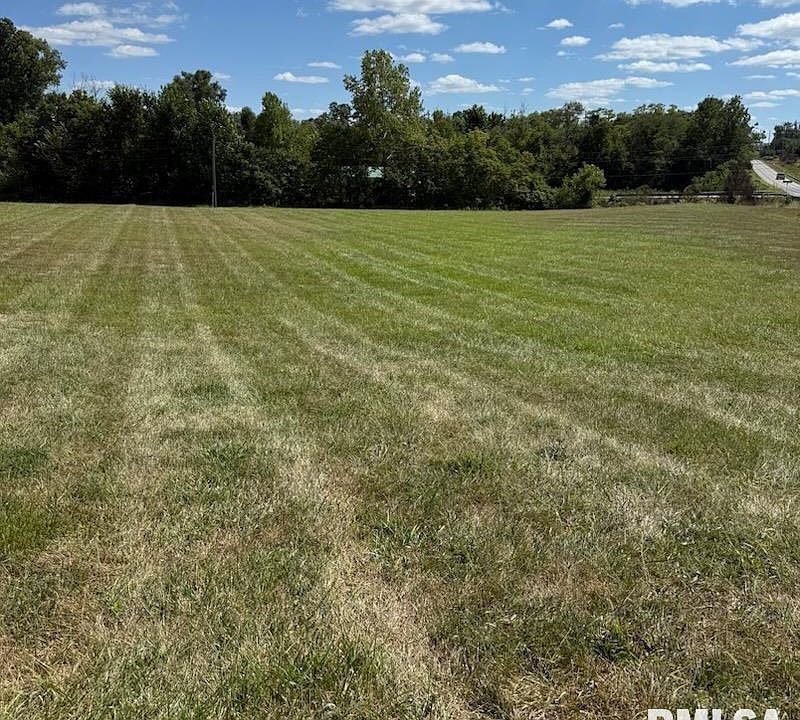 2nd image of 14017 Eastland Dr