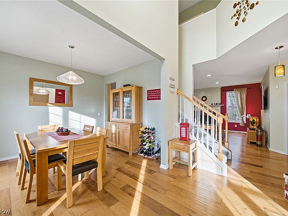 2nd image of 313 Wilmington Dr