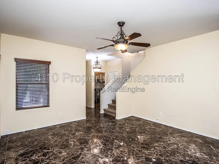 1161 E Boston St — Photo 9