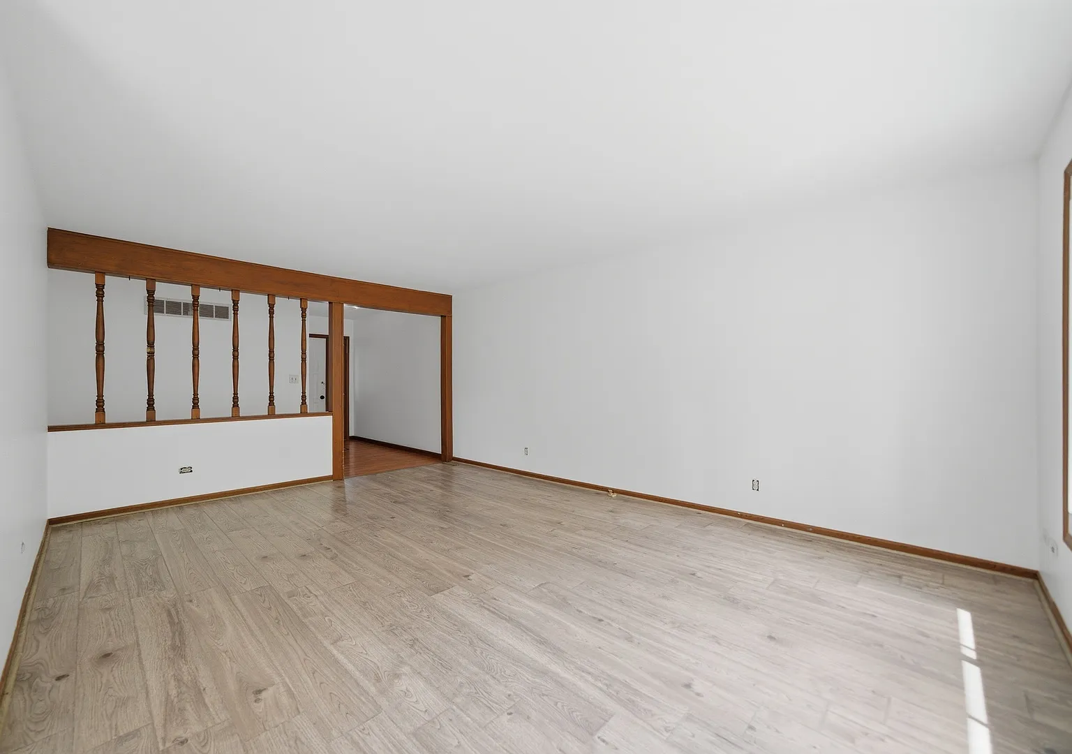 2 bed, 1200 sqft, $2,100 — Photo 2