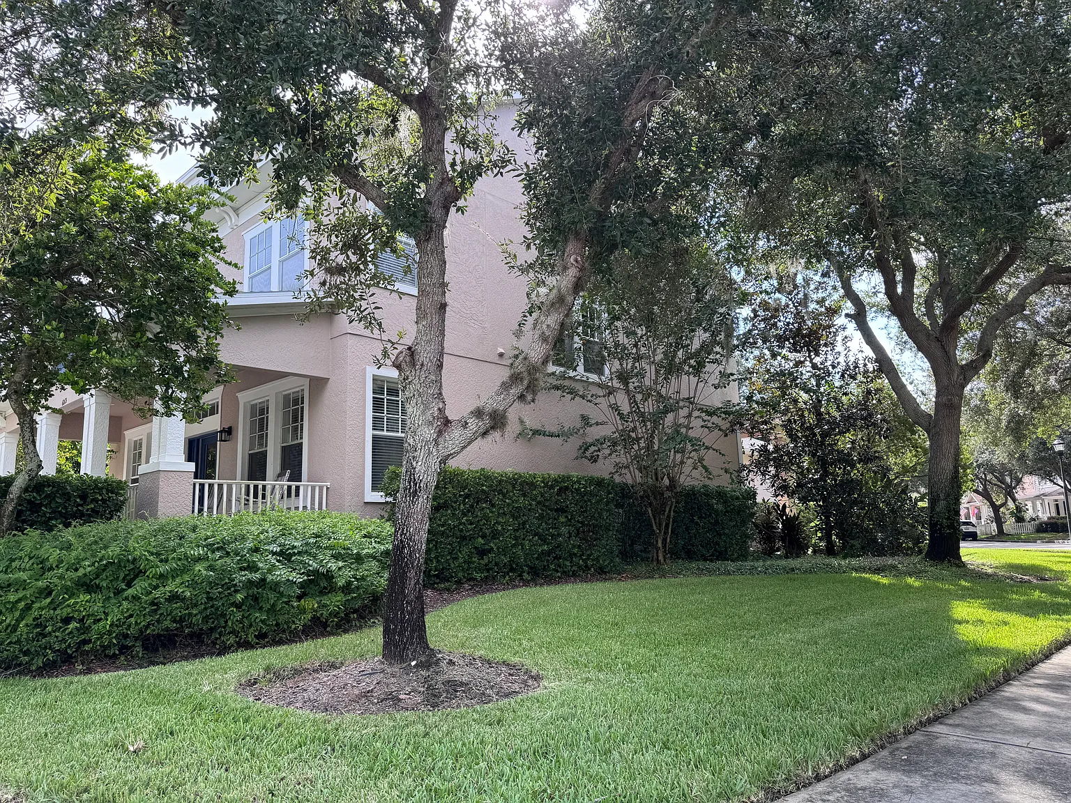 4 bed, 3.5 bath, 2952 sqft, $4,000 — Photo 2