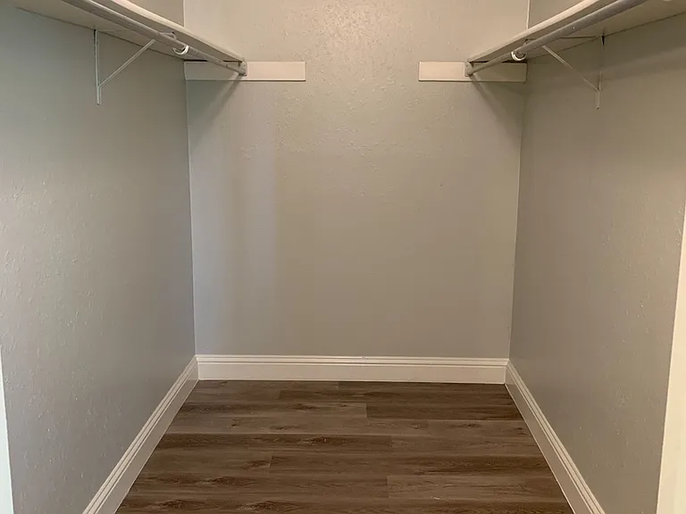 1604 Holstein Dr — Photo 18