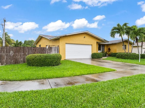 20120 SW 92nd Ave, Cutler Bay, FL 33189