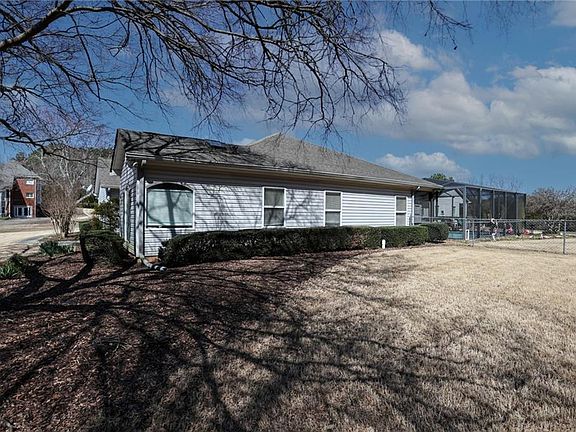 3rd image of 4821 Lenora Church Rd