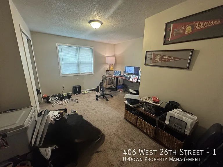 406 W 26th St #1 — Photo 15