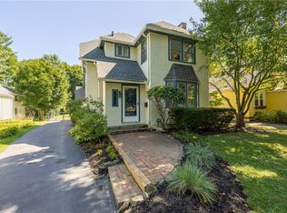 106 Greenaway Rd, Rochester, NY 14610