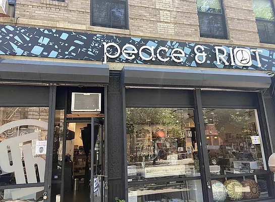 Rented by Pear NYC LLC | media 42