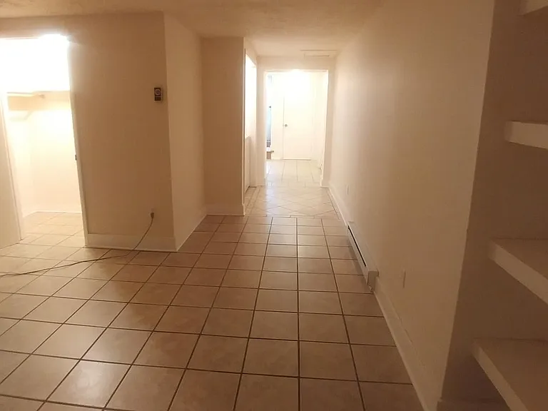 507 W Beverley St #D — Photo 14