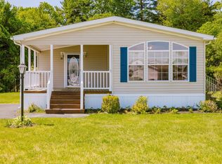 82 Georges Loop, Raynham, MA 02767