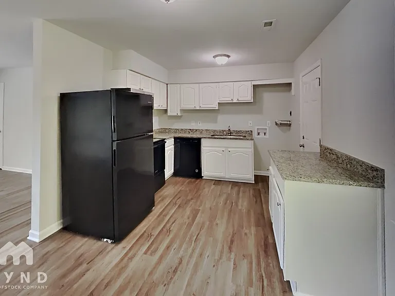 3519 Misty Wood Dr — Photo 5