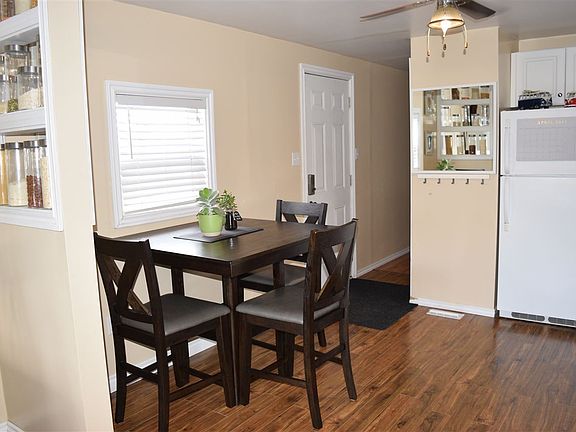 5th image of 9207 82nd St #88
