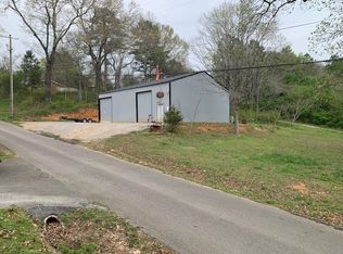 898 Lawrence St E, Russellville, AL 35653