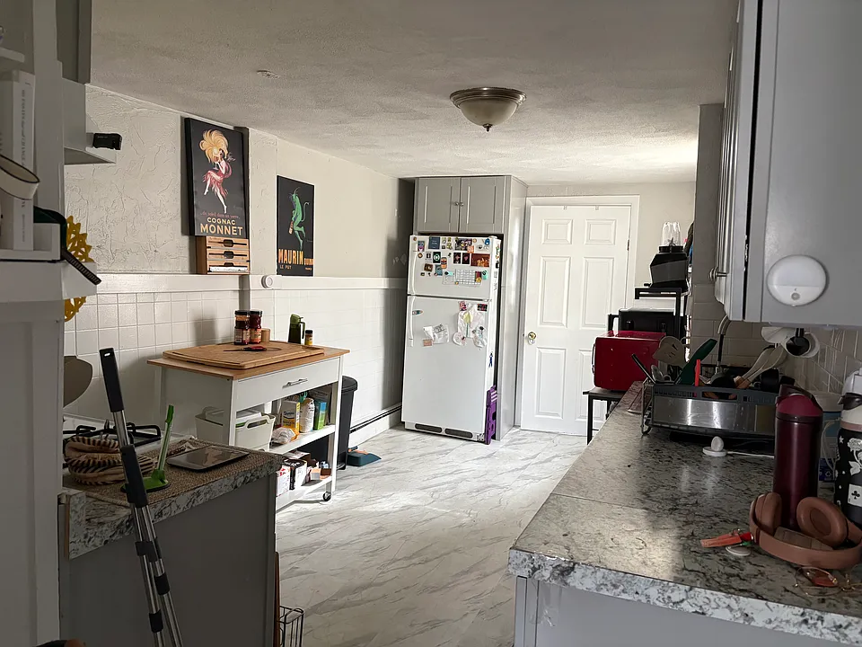 345 Sumner St #3
