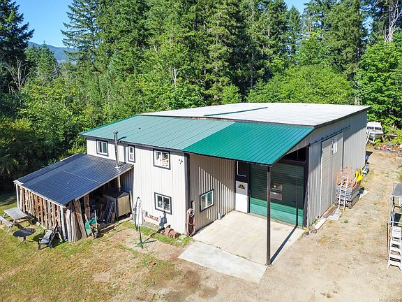 3rd image of 6091 Beaver Creek Rd