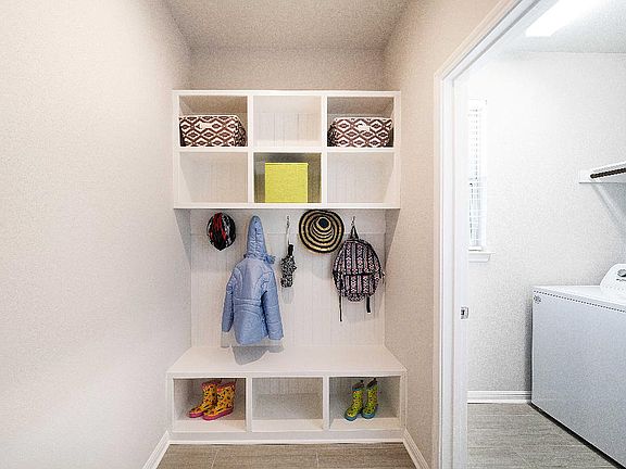 Mudroom, Cubby Storage