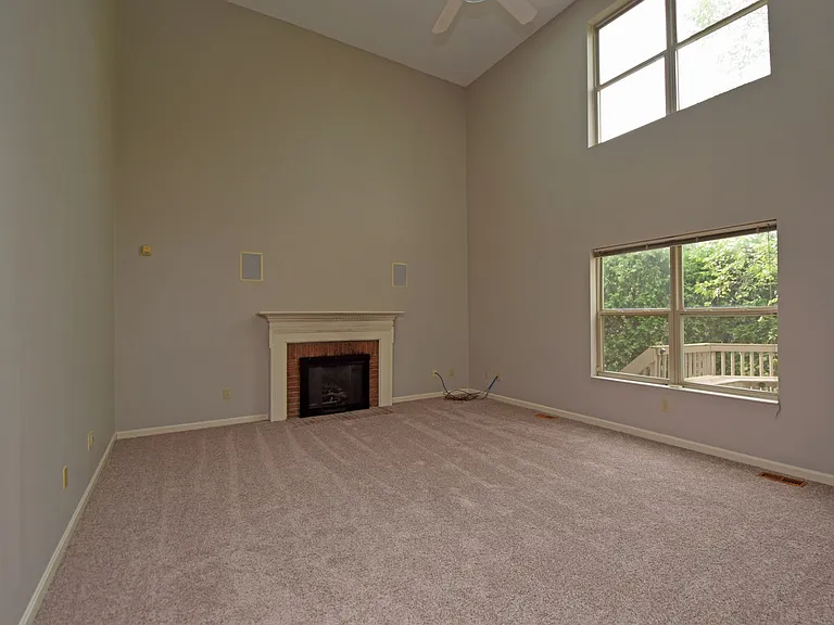 6490 Glenarbor Dr — Photo 13