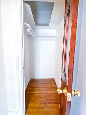 Rented by City Connections Realty | media 19