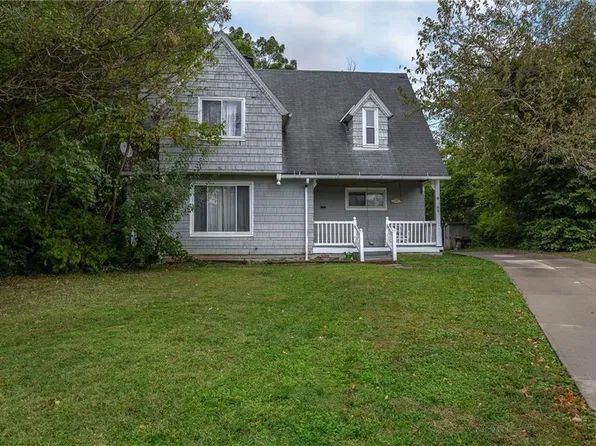 89 Arlington Cir, Wickliffe, OH 44092