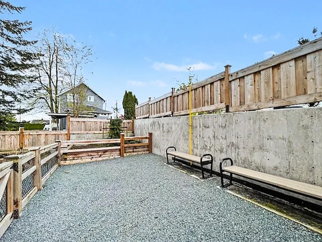 33136 3rd Ave — Photo 15