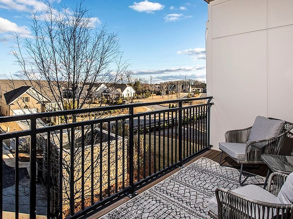 Sherwood Outdoor Patio
