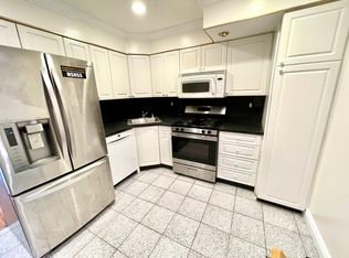 30-14 70th St #2B, East Elmhurst, NY 11370