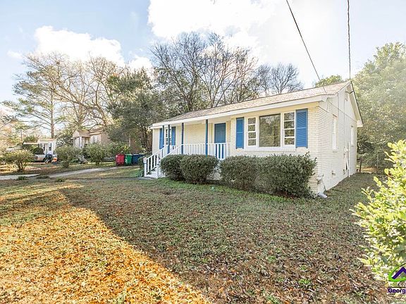 4th image of 1334 Lakeview Dr