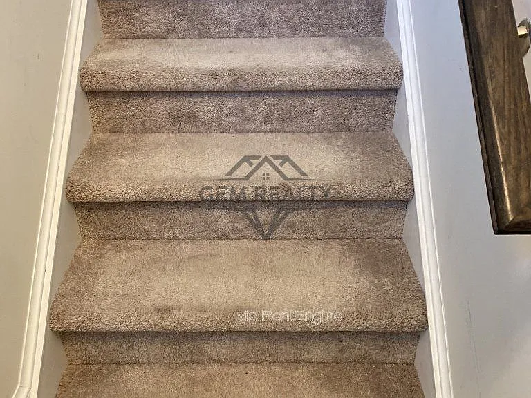 531 View Point Way — Photo 30
