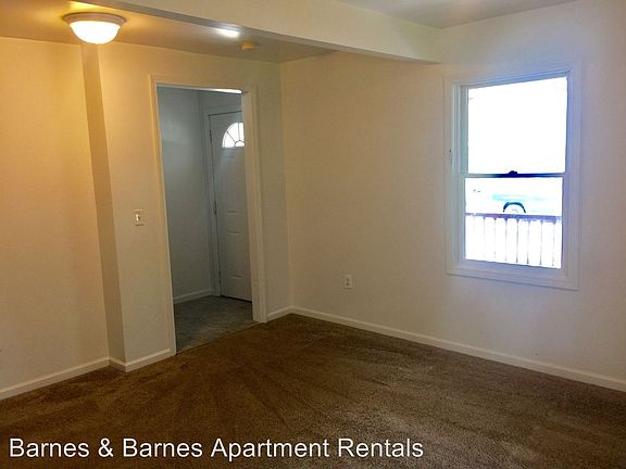 5th image of 625 N Adams St APT 1
