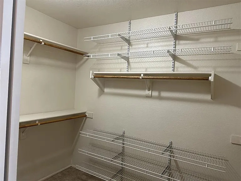 3320 N Lakeshore Ct — Photo 18