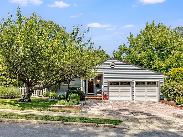 1 Forest Rd — Photo 6