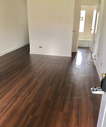 4th image of 12833 Irving Ave APT 5