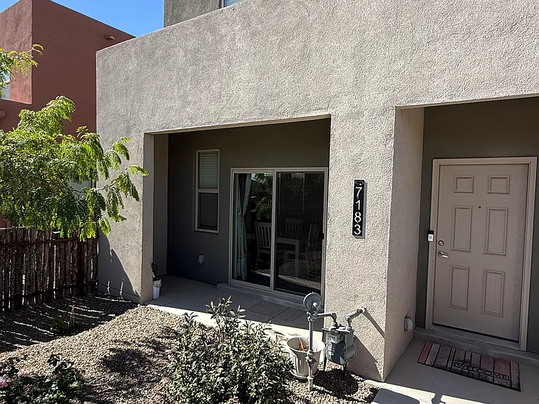 7183 Plaza Central — Photo 1