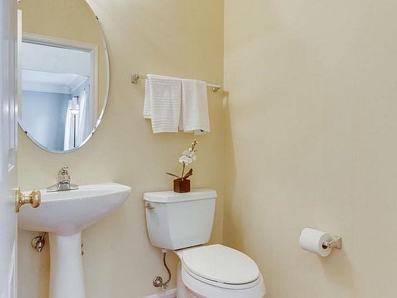 3rd image of 15747 Marbury Heights Way